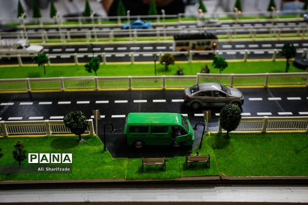 افتتاحیه نمایشگاه شهر هوشمند با حضور وزیر کشور