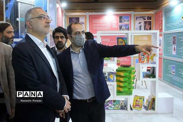افتتاح نمایشگاه شهرهای خواهرخوانده و توانمندی مدیریت شهری تهران