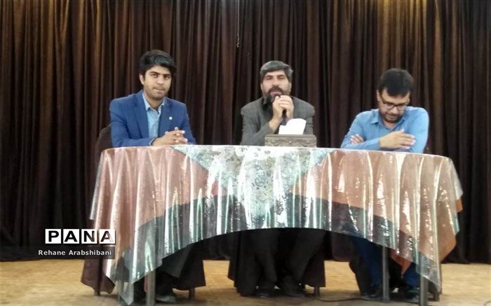 آشنایی دانش‌آموزان با فرهنگ، هنر و قرآن یک ضرورت است