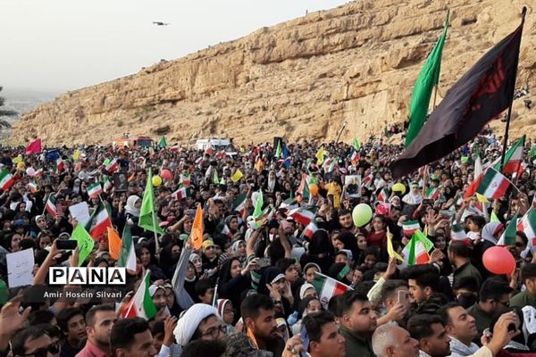 اجتماع بزرگ خانوادگی سلام فرمانده در جهرم