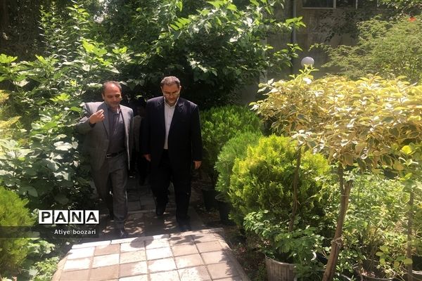 افتتاح نگارخانه کوشا در کانون فرهنگی و تربیتی شهید مفتح تهران