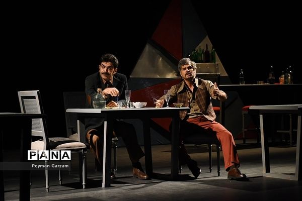 اجرای کنسرت نمایش «کافه لکانطه» در پردیس تئاتر شهرزاد