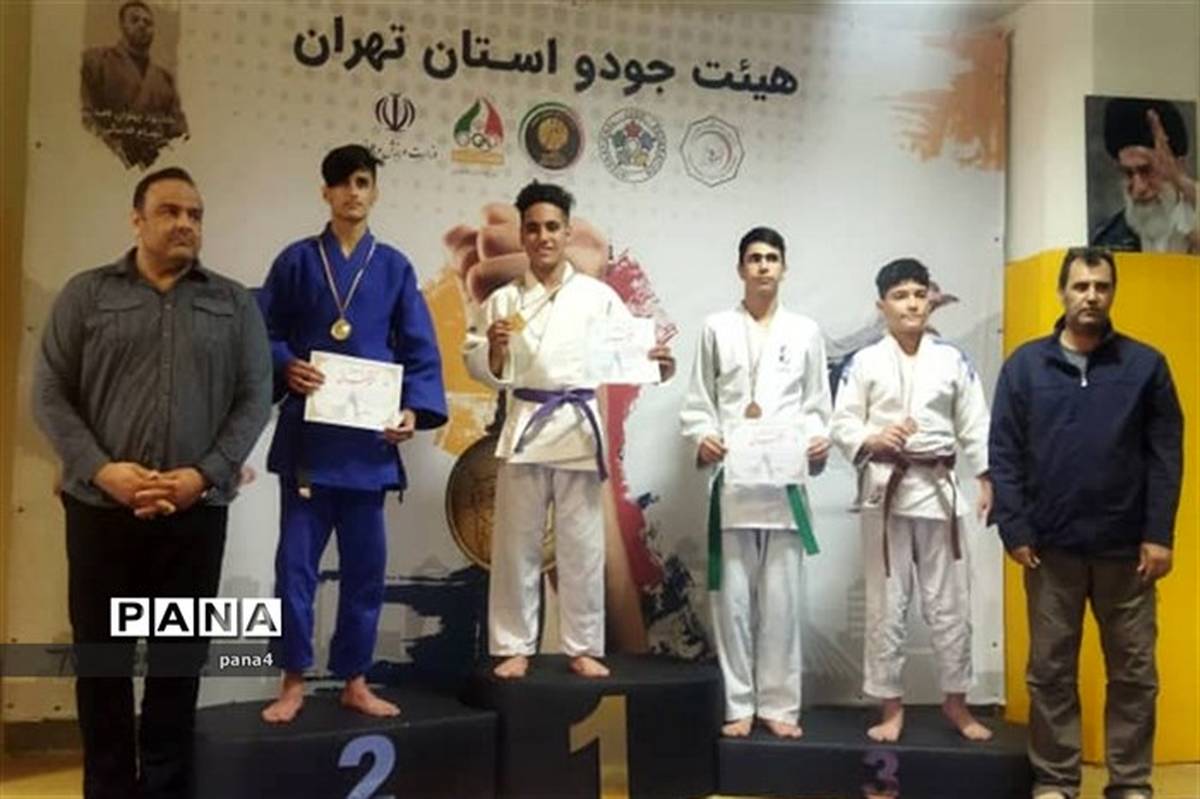 کسب مدال طلا در مسابقات جودو توسط دانش‌آموز منطقه 4