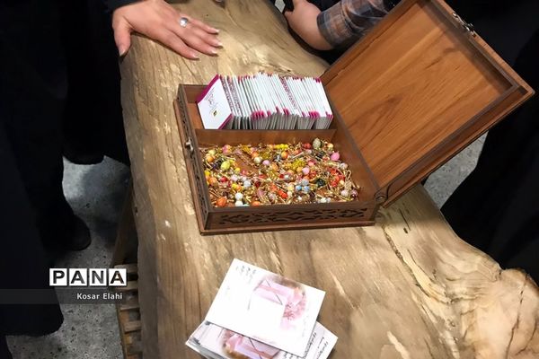 برپایی ایستگاه‌های عاشقی در متروی تهران