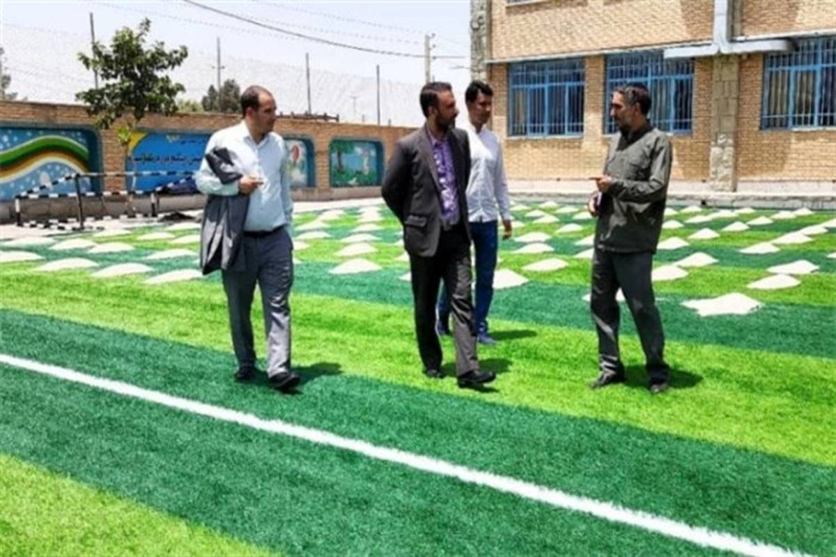 اجرای طرح احداث دو زمین چمن مصنوعی در شهرستان اسلامشهر
