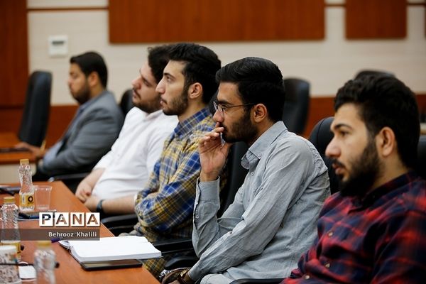 گردهمایی مجاهدان عرصه تربیت و تبیین