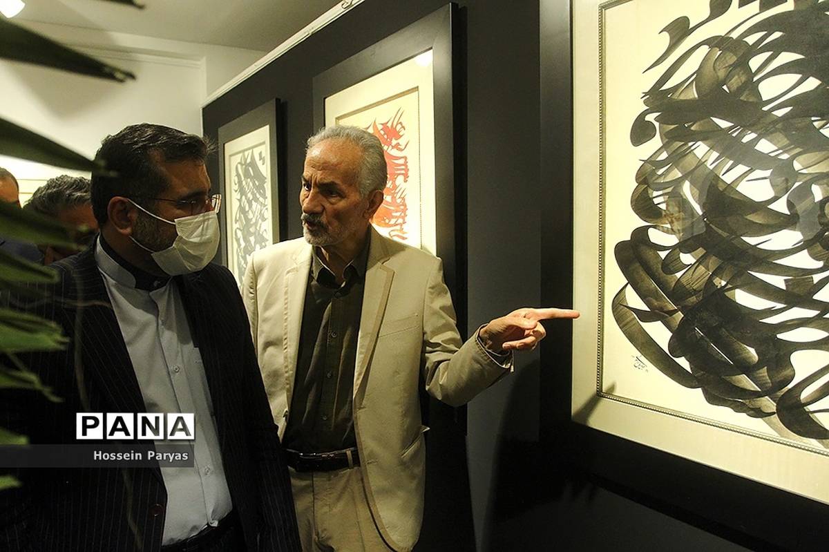 وزیر ارشاد: هنرمندان تجسمی رایزن‌های فرهنگی ایران در کشورهای اروپایی می‌شوند