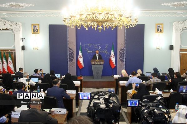 اولین نشست مطبوعاتی سخنگوی جدید وزارت خارجه