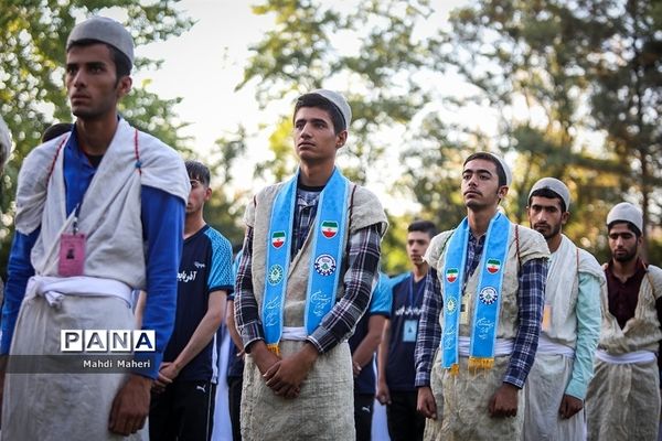 صبحگاه بیست و یکمین اردوی کشوری دانش‌آموزان پسر عشایر