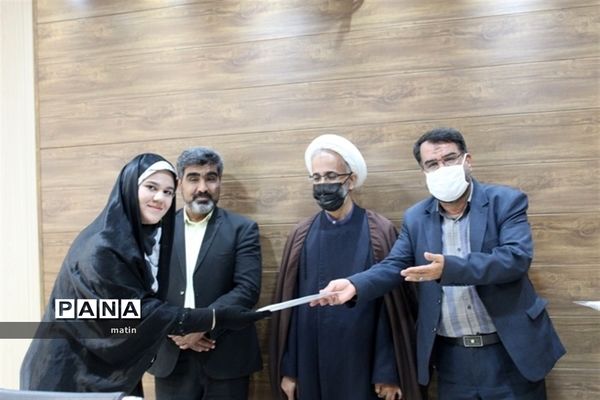 مراسم افتتاحیه مجلس دانش‌آموزی در آموزش و پرورش ناحیه 2 استان کرمان