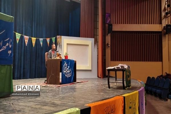 مراسم حفظ زیارت جامعه کبیر در شهرستان تاکستان