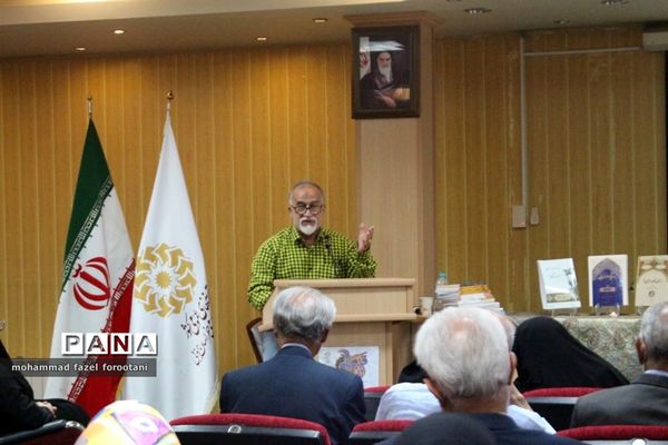 جشن رونمایی از 14 اثر محمد حسین زنگویی