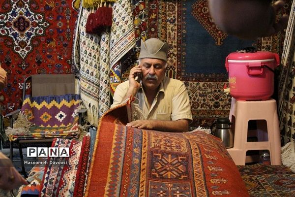 برپایی جشنواره اقوام ایران زمین در گذر حافظیه شیراز