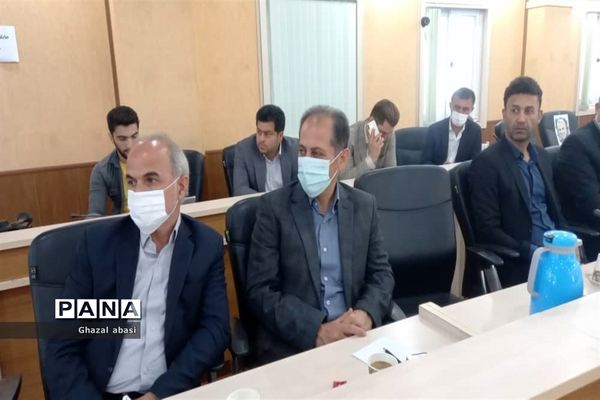 جلسه کارگروه توسعه، برنامه‌ریزی و عمران در شهرستان محمودآباد