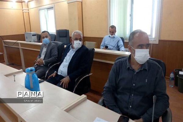 جلسه کارگروه توسعه، برنامه‌ریزی و عمران در شهرستان محمودآباد