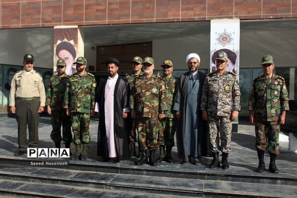 افتتاح نگارخانه مقاومت و برگزاری نشست تشریح یادواره شهدای ارتش در قم