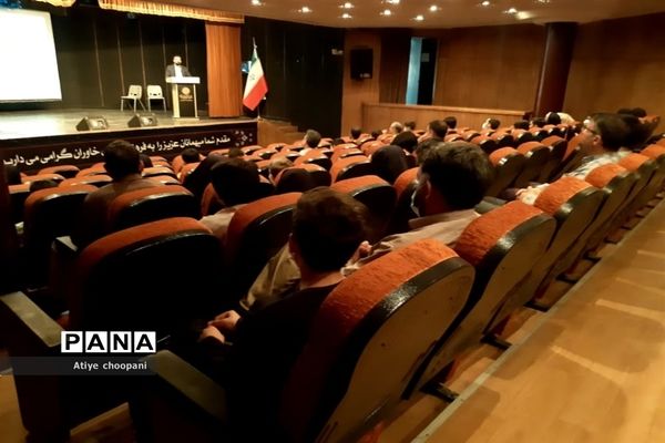 برگزاری کلاس‌های سرود دختران اسراء در فرهنگسرای خاوران