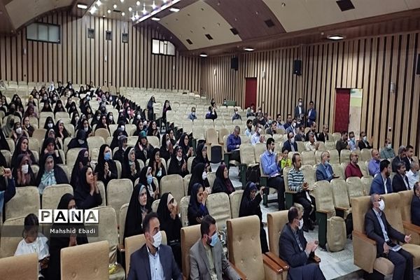 ‌همایش بزرگ عید غدیر در اداره‌کل آموزش پرورش استان البرز