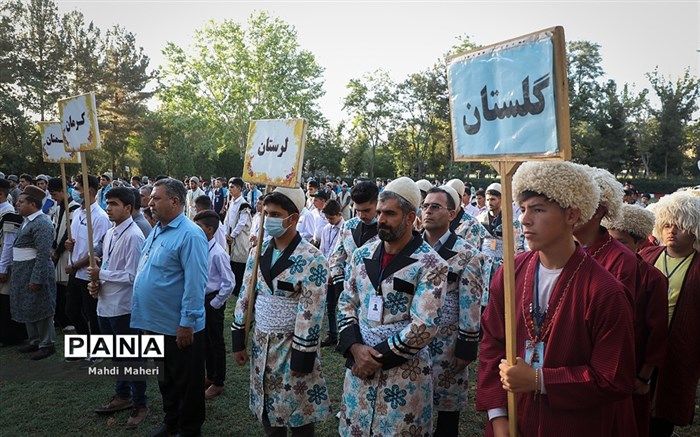 بیست و یکمین اردوی سراسری دانش‌آموزان پسر ‌عشایر در مشهد مقدس/فیلم