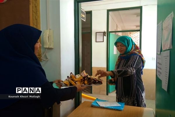 برپایی موکب دانش‌آموزی جشن غدیر در مدارس کازرون