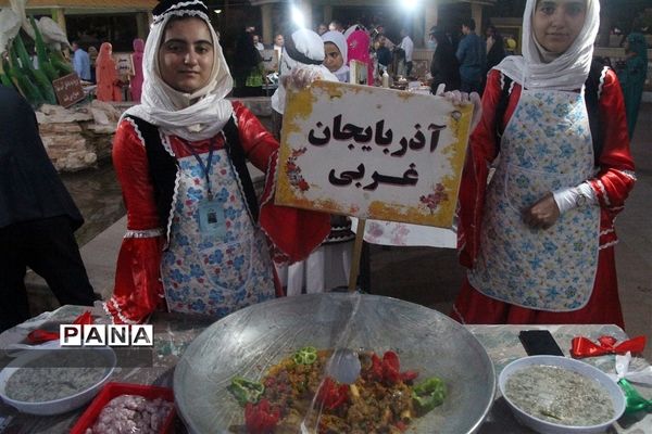 آشپزی دختران عشایر در جشنواره غذا