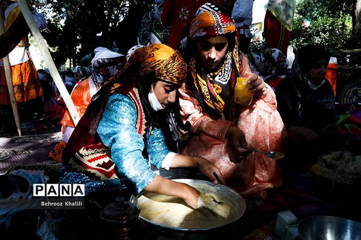 حضور دختران عشایر در دوره‌های متنوع آموزشی در اردوی کشوری مشهد مقدس