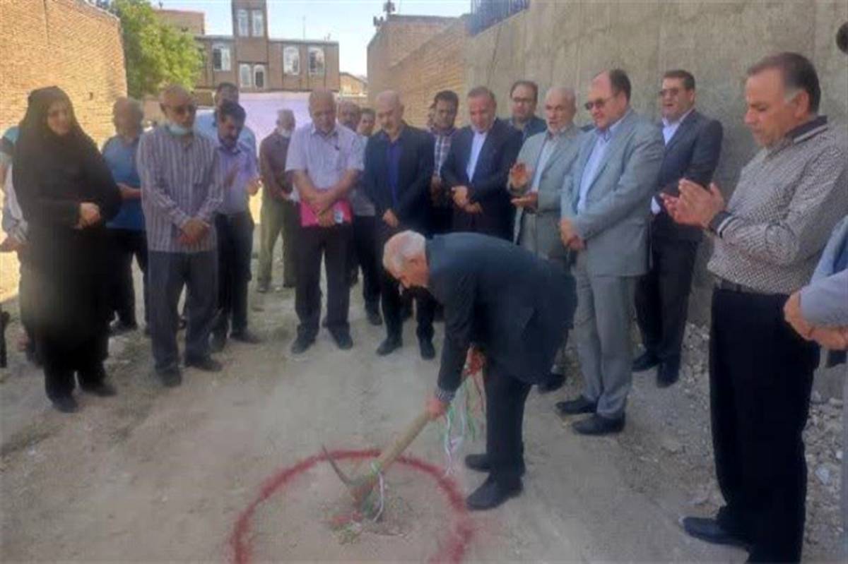 کلنگ‌زنی احداث اولین هنرستان مشارکتی در ناحیه ۲ ارومیه