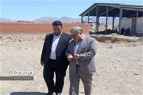 بازدید از پروژه‌های نیم تمام مشارکتی آموزش و پرورش کاشمر