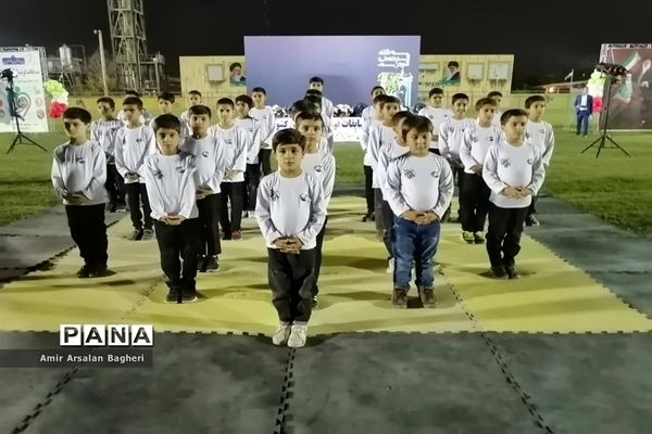 آیین افتتاحیه مسابقات فوتسال فرهنگیان کشور در شیراز