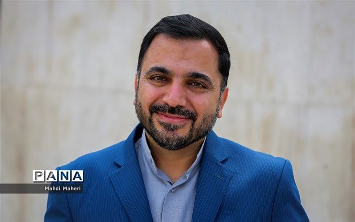 وزیر ارتباطات از بروز اختلال در شبکه اینترنت تهران عذرخواهی کرد