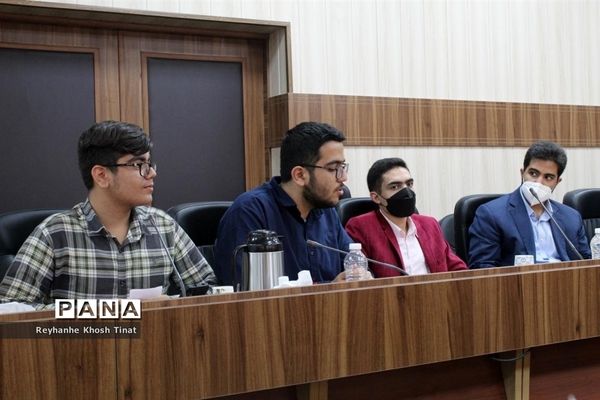 جلسه دانش‌آموزان مجلس دانش آموزی شهر تهران