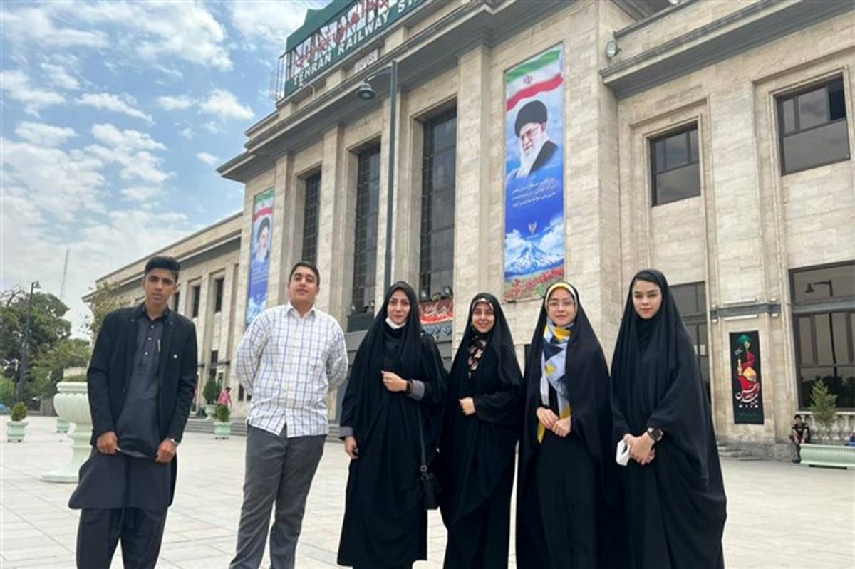 نمایندگان دهمین دوره مجلس دانش آموزی کشور از سیستان و بلوچستان به تهران اعزام شدند