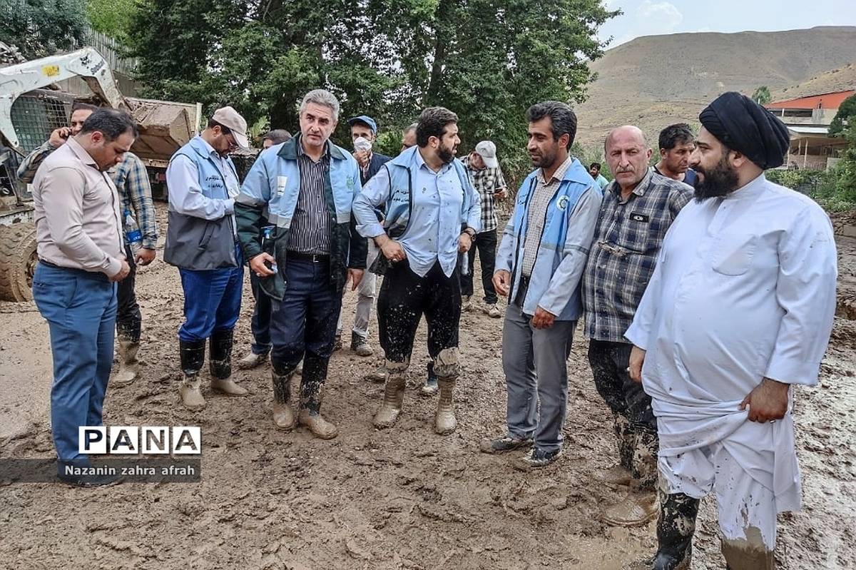 بازدید میدانی مسئولان شهرستان دماوند از روستاهای سیل‌زده رودهن