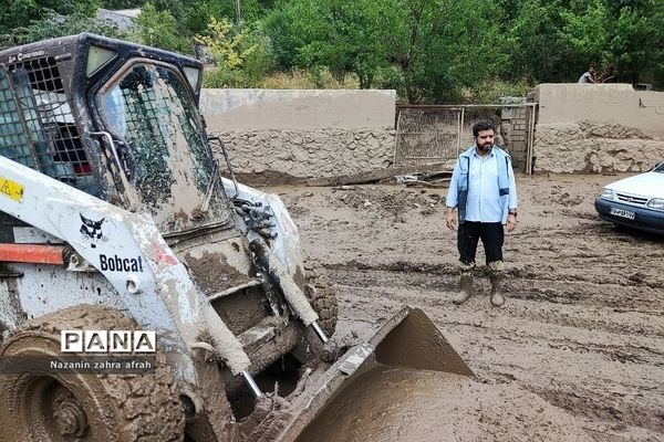 بازدید میدانی مسئولان شهرستان دماوند از روستاهای سیل‌زده رودهن