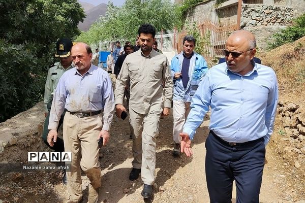 بازدید میدانی مسئولان شهرستان دماوند از روستاهای سیل‌زده رودهن