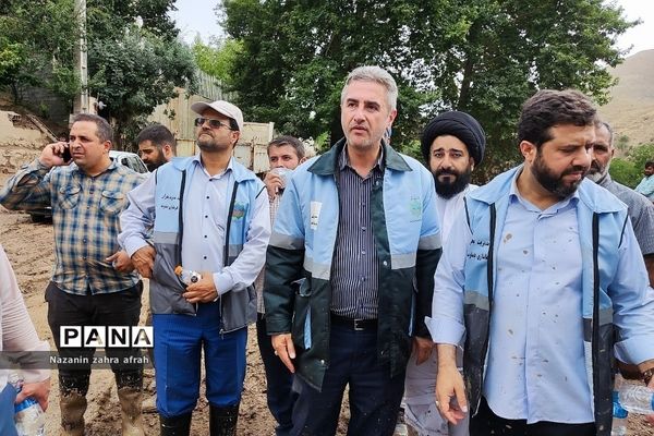 بازدید میدانی مسئولان شهرستان دماوند از روستاهای سیل‌زده رودهن