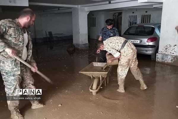 بازدید میدانی مسئولان شهرستان دماوند از روستاهای سیل‌زده رودهن