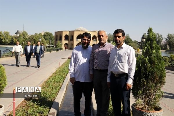 تبریزگردی در حاشیه مسابقات قرآن، عترت و نماز کشور