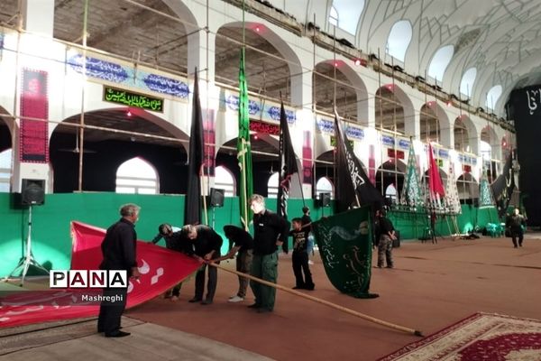 مراسم آیینی پرچم بدستان و بیرق‌داران ندای محرم نوش‌آباد