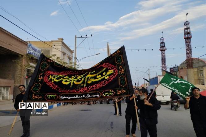 مراسم آیینی پرچم بدستان و بیرقداران ندای محرم نوشآباد