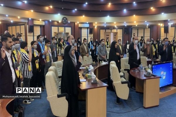 نشست نمایندگان یازدهمین دوره مجلس دانش‌آموزی استان گلستان