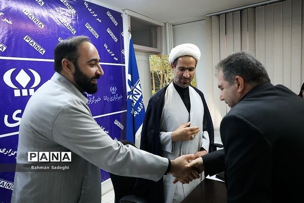 بازدید عضو کمیسیون آموزش و تحقیقات مجلس شورای اسلامی از خبرگزاری پانا