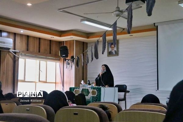 برگزاری همایش دختران بانوی بهشت ویژه دانش‌آموزان عضو سازمان دانش‌آموزی در ناحیه 2 شیراز