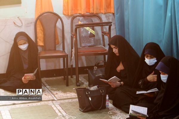 مراسم پر فیض زیارت عاشورا در اداره کل آموزش و پرورش استان بوشهر