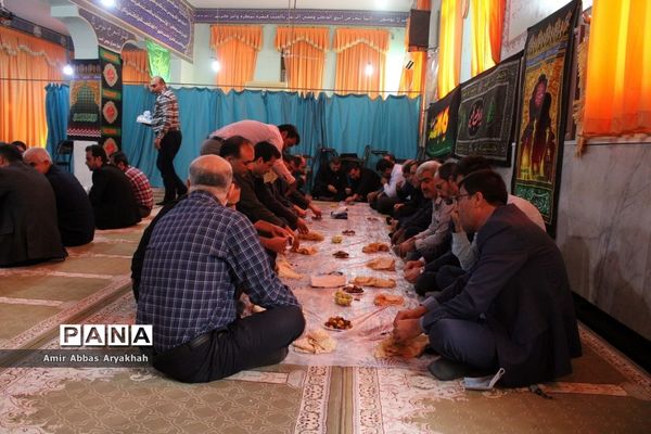 مراسم پر فیض زیارت عاشورا در اداره کل آموزش و پرورش استان بوشهر