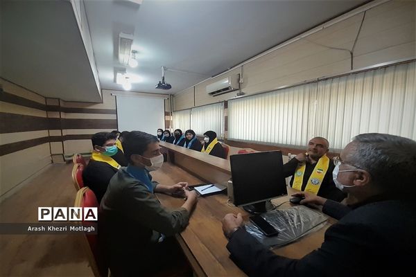 جلسه  شورای مجلس و مجمع دانش‌آموزی در کازرون