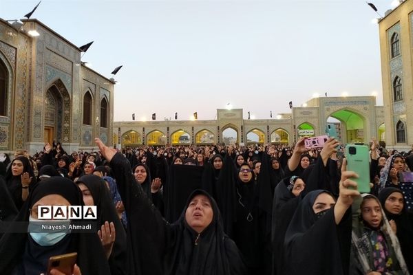برگزاری اجتماع عاشوراییان در حرم مطهر رضوی
