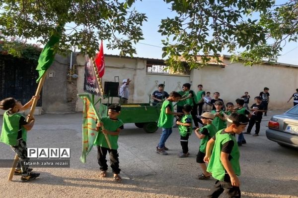 مراسم عزاداری امام حسین (ع)