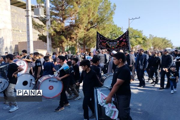 برگزاری مراسم حلی من العسل در جاجرم
