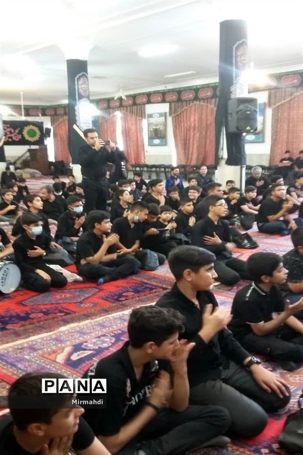برگزاری مراسم احلی من العسل در شهرستان گلپایگان اصفهان